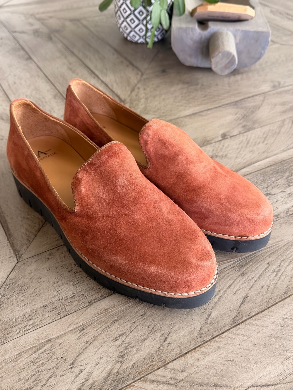 Aquatalia Rust Suede Slip-On Loafers (size 9)